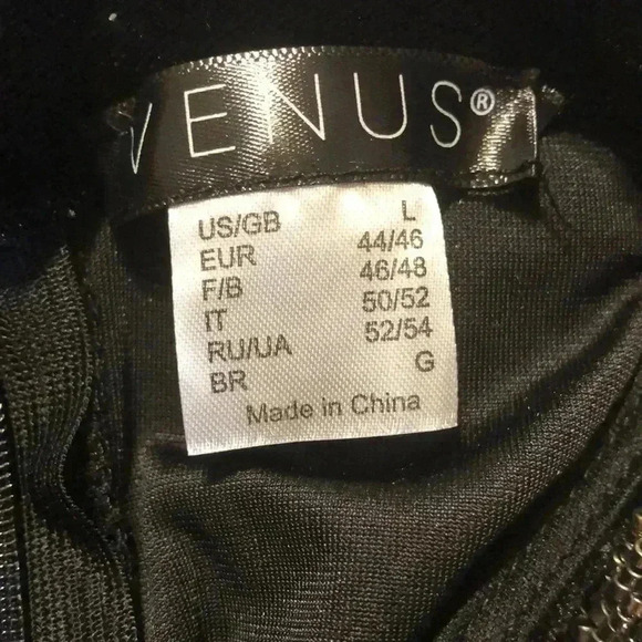 Beaded Mock-Neck Velvet Jumpsuit Multiple sizes - Picture 13 of 15